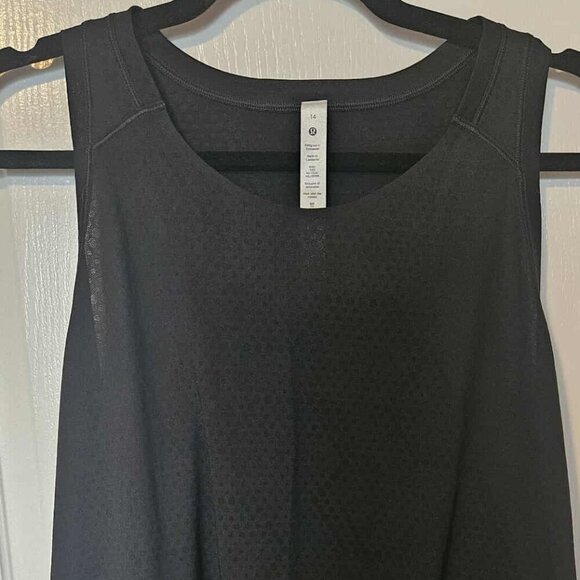 Lululemon Fast and Free Tank Top Sz14 - Picture 6 of 8